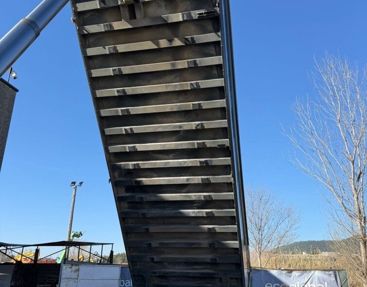 DAF TRACTOR + SEMI REMORQUE BENALU